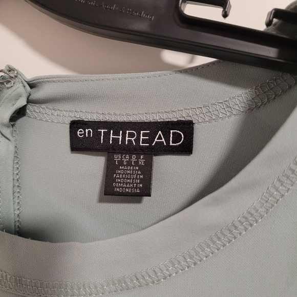 En Thread brand top - Picture 2 of 2